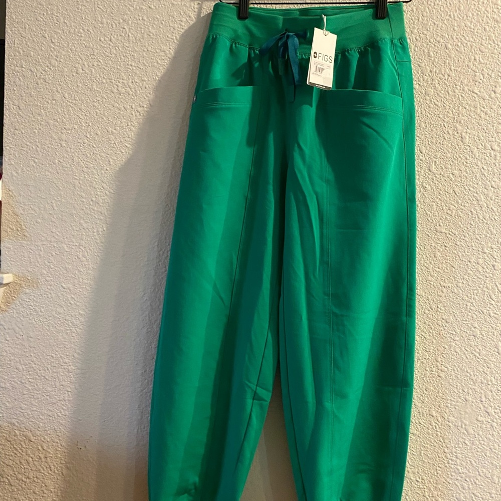 Figs High Waisted Ballon Scrub Pant - Picture 4 of 7